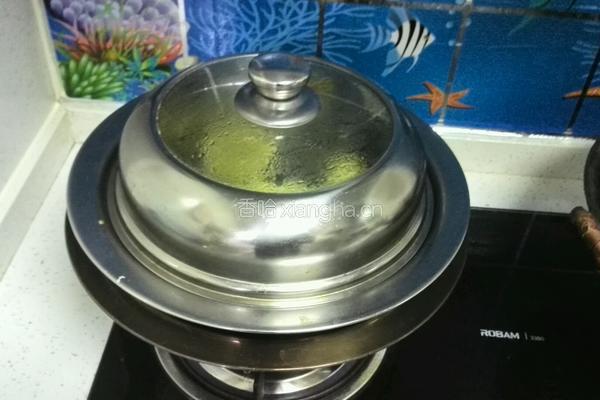 蓝莓酱土豆泥的做法图解2