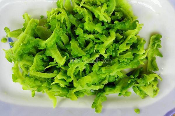 苦瓜煎蛋饼的做法图解4