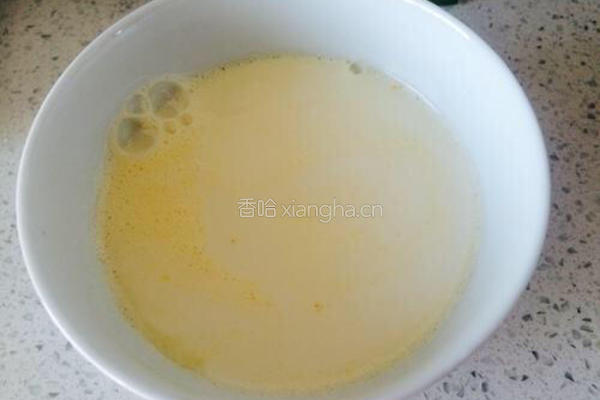 牛奶炖鸡蛋的做法图解5