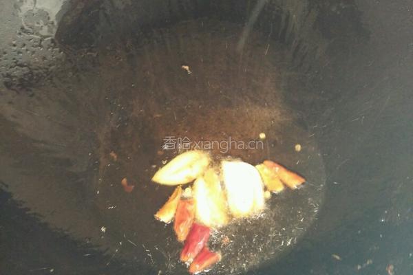 干煸香辣土豆的做法图解2