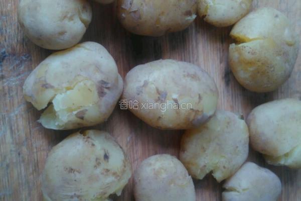 酱香小土豆的做法图解2