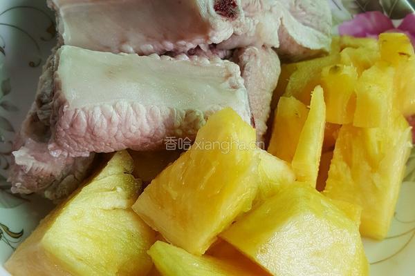 酸甜菠萝排骨的做法图解4