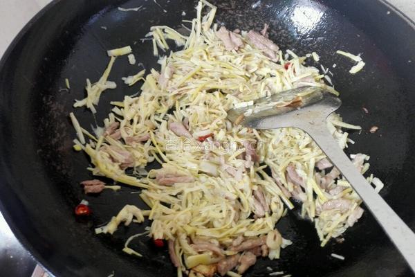 竹笋炒肉丝的做法图解8