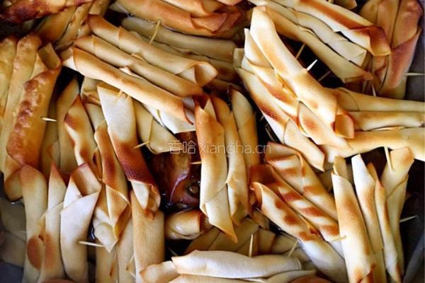 鸡汤熏豆腐串的做法图解1