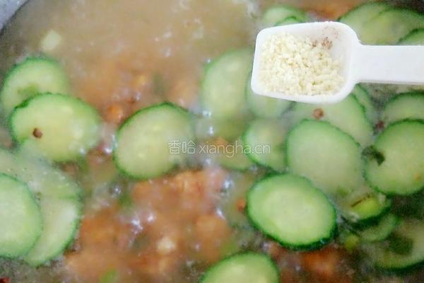 黄瓜肉片汤的做法图解11