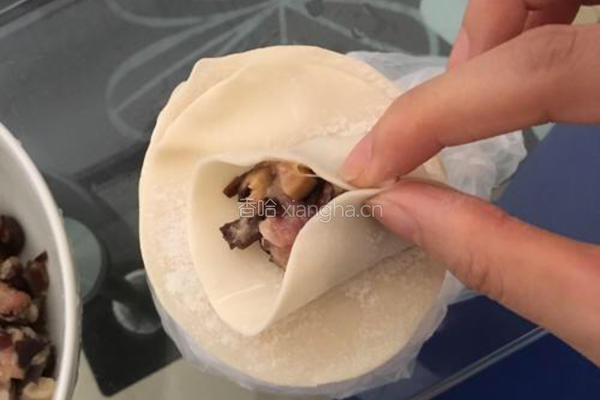 香菇木耳饺子的做法图解4