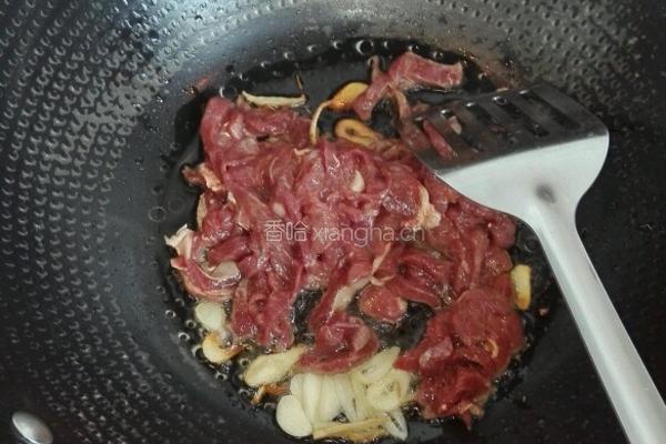 青椒炒牛肉丝的做法图解7
