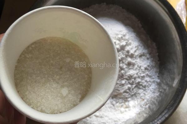 玉米面窝窝头的做法图解2