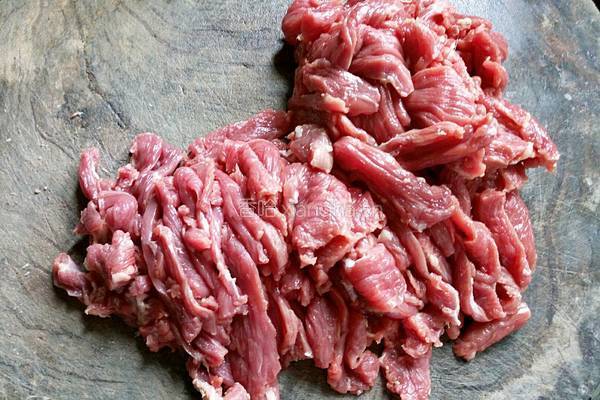 小炒牛肉片的做法图解2