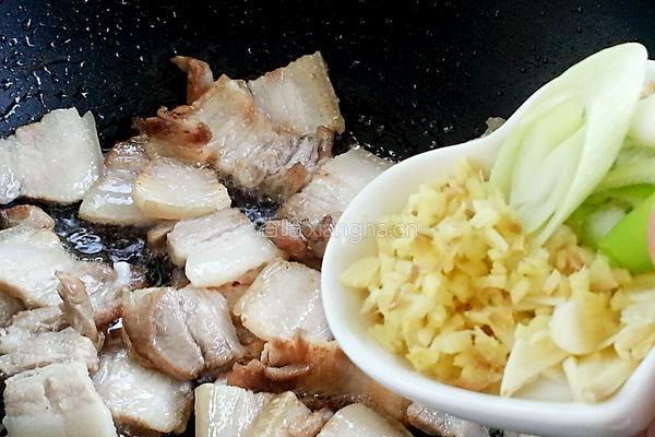 青椒回锅肉的做法图解7