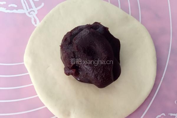 小猪豆沙包的做法图解4