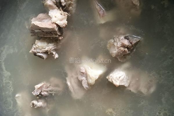 蔬菜烧排骨的做法图解2
