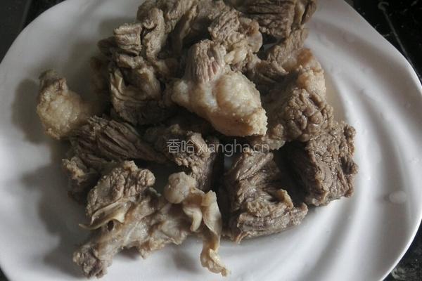 家传红烧牛肉的做法图解4