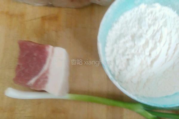 秘制鲅鱼丸子的做法图解1