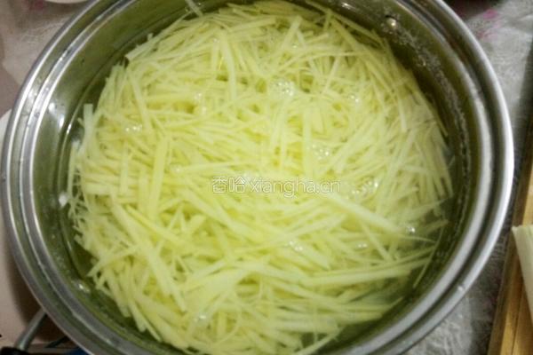 炝拌土豆丝的做法图解3