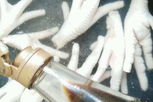 麻辣卤鸡爪的做法图解3