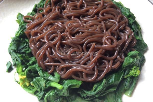 凉拌酸辣蕨根粉的做法图解3