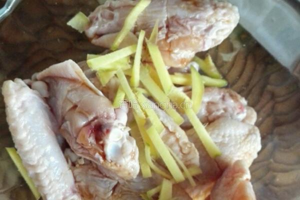 咖喱土豆鸡翅的做法图解2