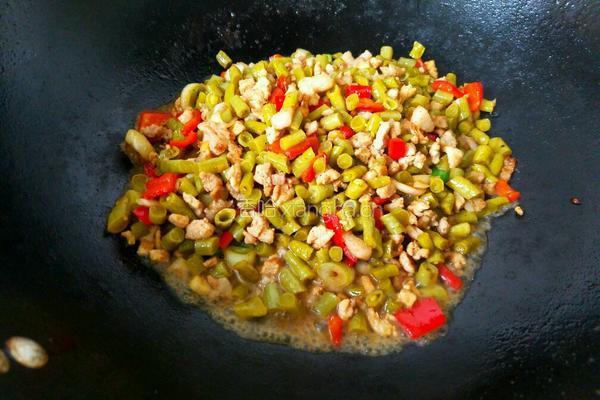 酸豇豆炒肉末的做法图解9