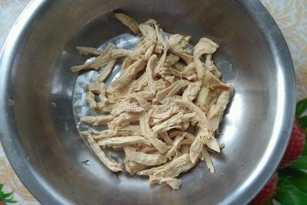 鸡丝拌春笋的做法图解4
