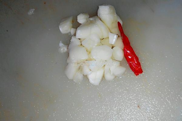 酱爆茄子的做法图解1