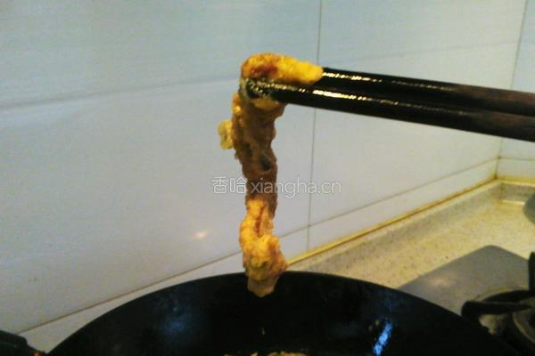 五香炸酥肉的做法图解11