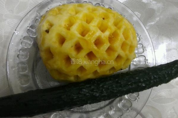 菠萝黄瓜汁的做法图解1