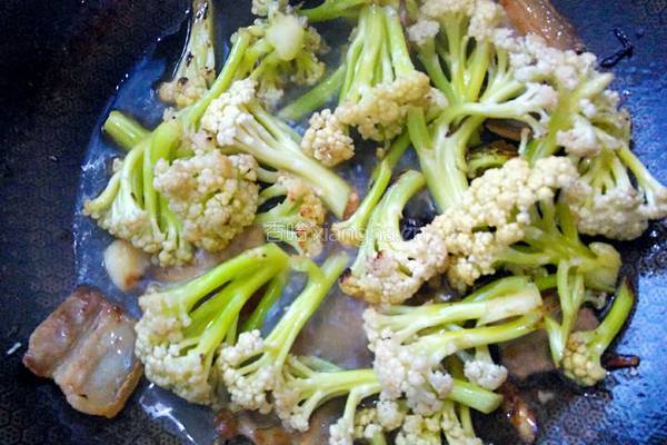 有机花菜炒肉的做法图解10