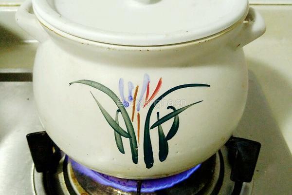 川贝雪梨膏的做法图解4