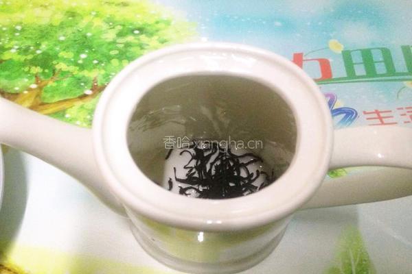 超简单自制奶茶的做法图解2