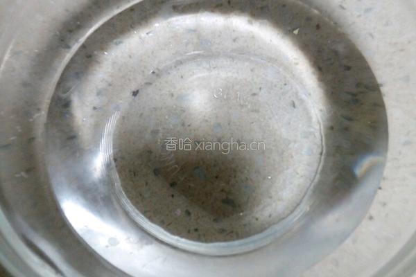 自己腌制的流油咸鸭蛋的做法图解4