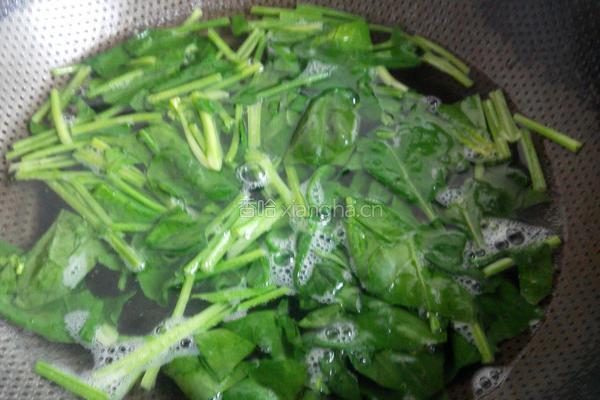 菠菜鸡蛋汤的做法图解2