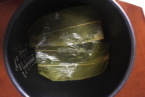 电饭煲卤鸡爪的做法图解3