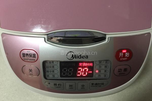 电饭煲卤鸡爪的做法图解7