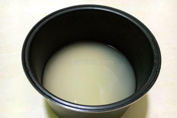 糯米南瓜粥的做法图解3