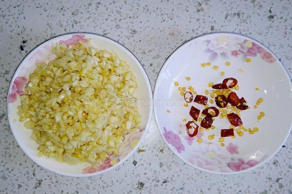蒜蓉茼蒿的做法图解2