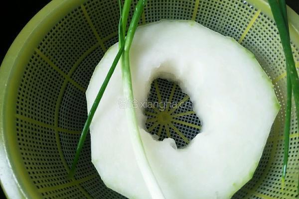 清炒冬瓜的做法图解1
