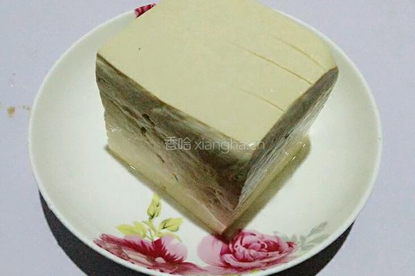 红烧家常豆腐的做法图解1