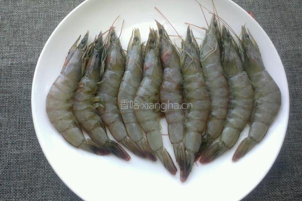 油靠大虾的做法图解1