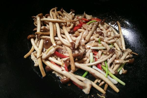 鲜茶树菇炒肉的做法图解7