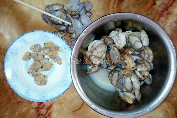 葱香蛤蜊肉的做法图解2