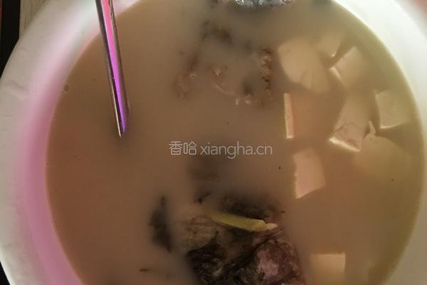 鲫鱼豆腐汤的做法图解6