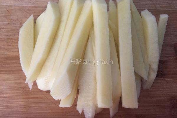 香辣炸薯条的做法图解3