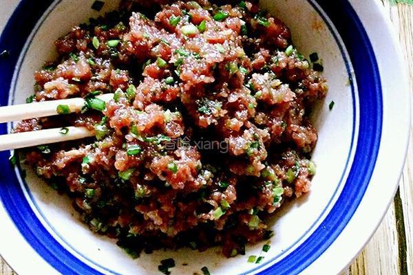 猪肉韭菜汤饺的做法图解6