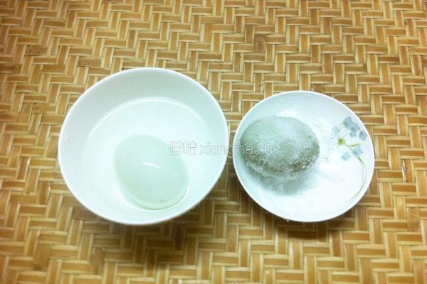 快速腌咸鸭蛋的做法图解2