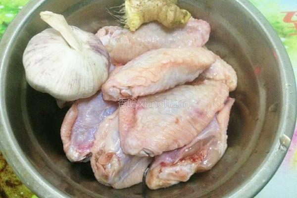 私家鸡翅的做法图解1