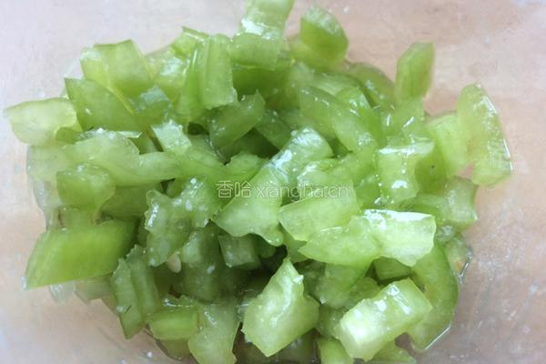 辣椒花卷的做法图解1