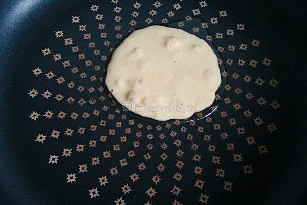 牛奶香蕉饼的做法图解6