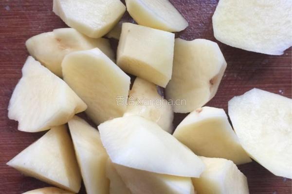 土豆炖牛腩的做法图解7