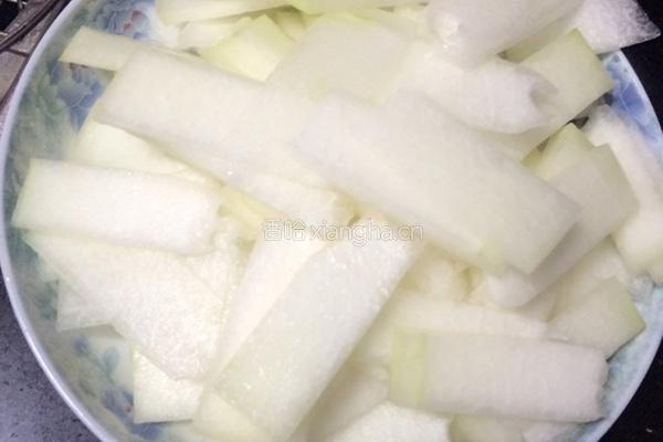 冬瓜炒肉的做法图解2